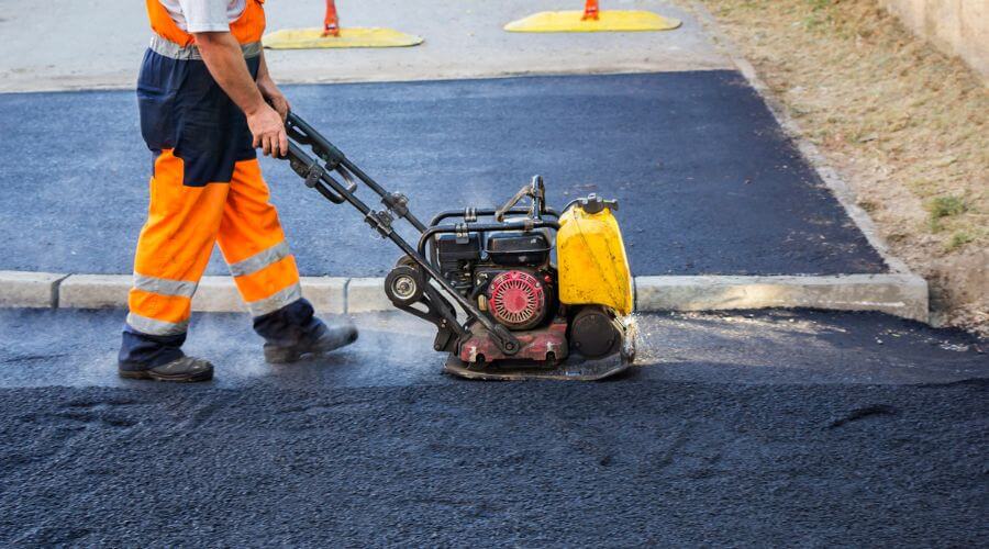 Professional gutter cleaning in Summerville, SC